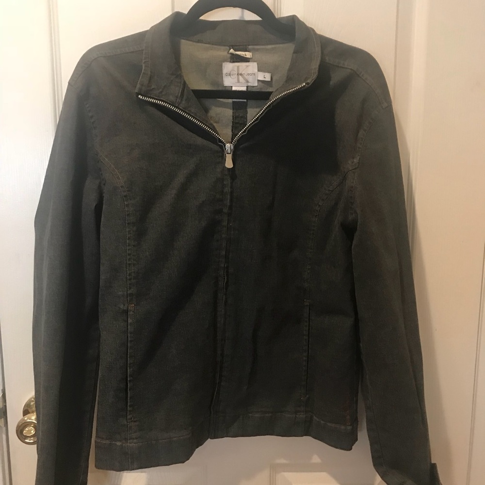 CK gray denim jacket !